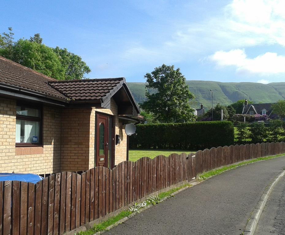 Dingieshowe Cottage Lennoxtown Exteriör bild